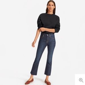 Everlane Kick Crop Jean in Dark Wash